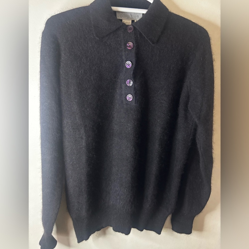 Donald J Pliner Angora Wool Sweater Made in Italy Black Fuzzy Collared